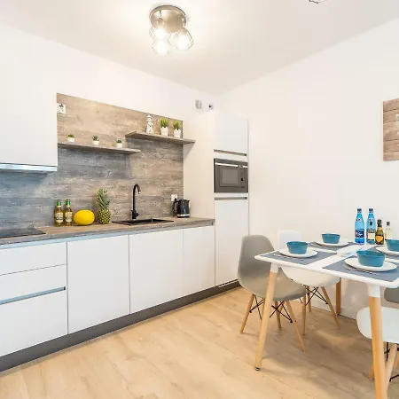 Bodnar Nadmorskie Tarasy Port * Kołobrzeg