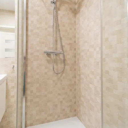 Bodnar Nadmorskie Tarasy Port Kolobrzeg