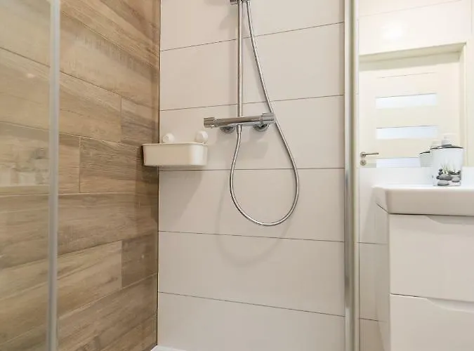 Bodnar Nadmorskie Tarasy Port * 科沃布热格