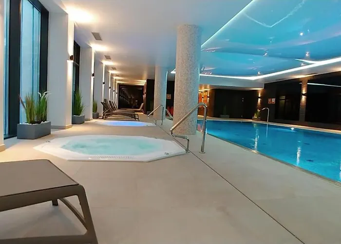 Bodnar Nadmorskie Tarasy Port * 科沃布热格