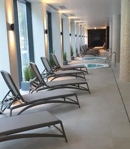 Bodnar Nadmorskie Tarasy Port 科沃布热格